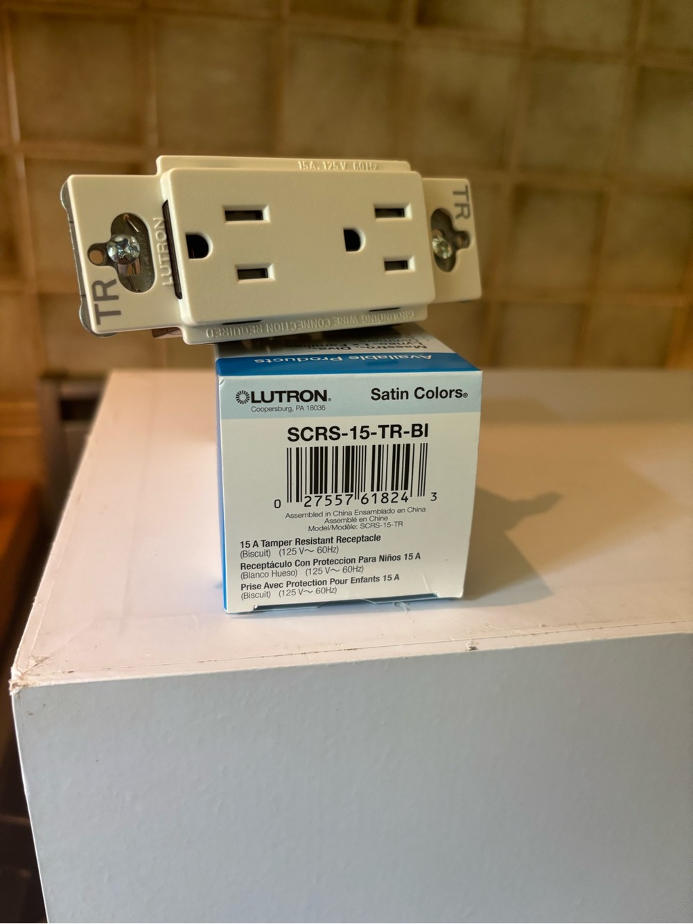 Lutron 15A Tamper Resistant Receptacle